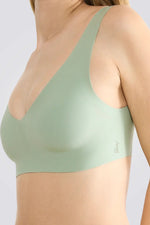 ברלט עם מחשוף וי | סלוגי