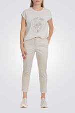 טישירט דיטיילס אבני חן בצבע שמנת