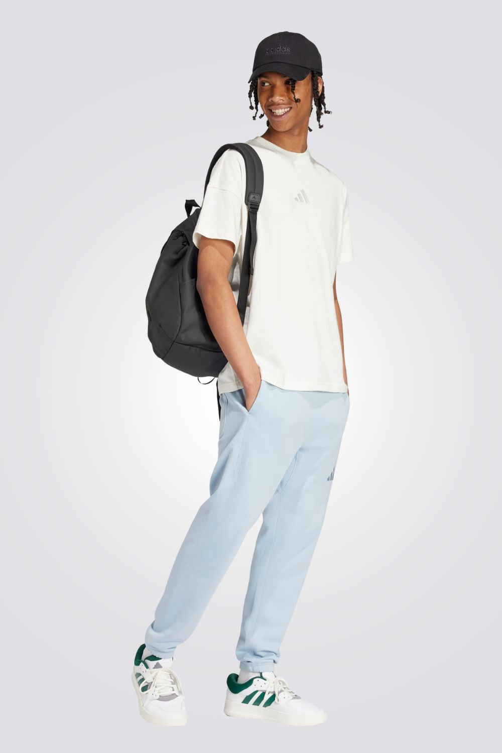 טישירט לגברים בצבע לבן