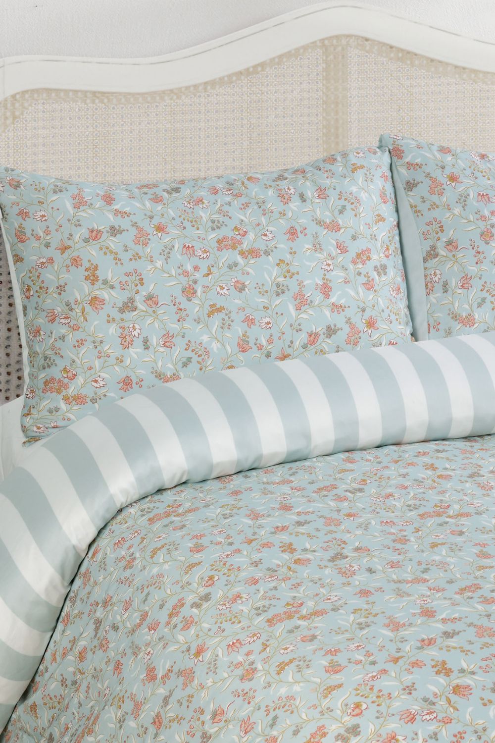 סט מצעים מיטה וחצי 120/200 ס"מ דגם Barworth Garden  | לאורה אשלי