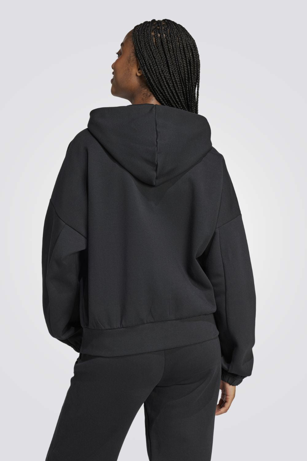 ג'קט עם קפוצ'ון לנשים בצבע שחור
