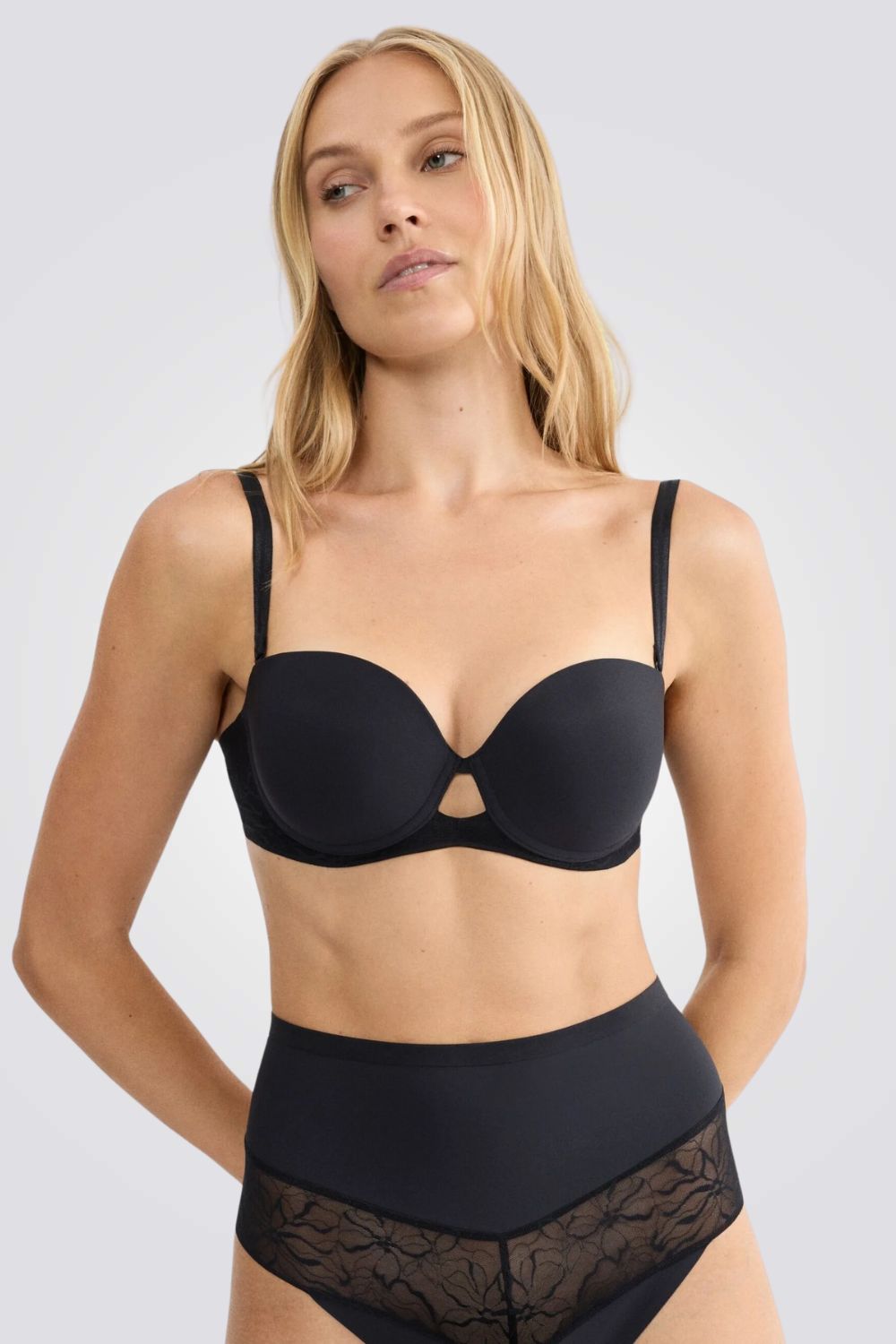 חזיית סטרפלס Comfort Contour WDP שחורה | טריומף