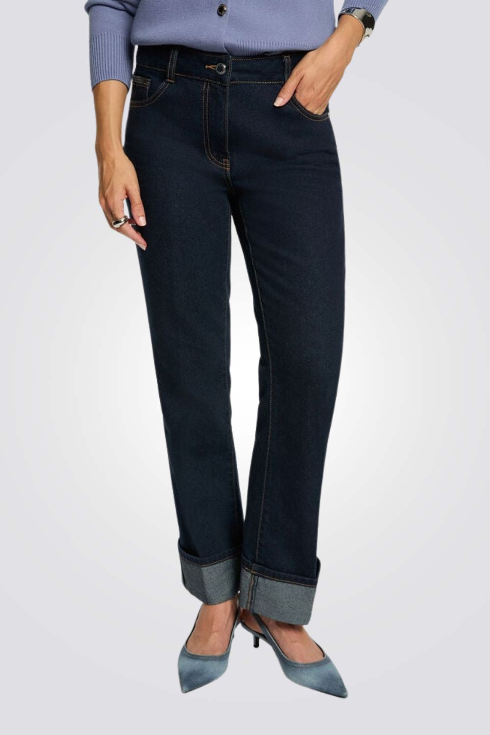 ג'ינס לנשים בגזרה ישרה | מורגן