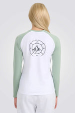 טישירט ארוכה עם הדפס ממותג לנשים | 4F