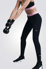 טייץ ספורט Nike Pro לנשים