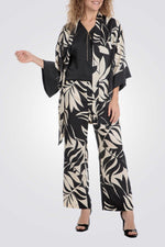 קימונו הדפס עלים בצבע שחור/שמנת