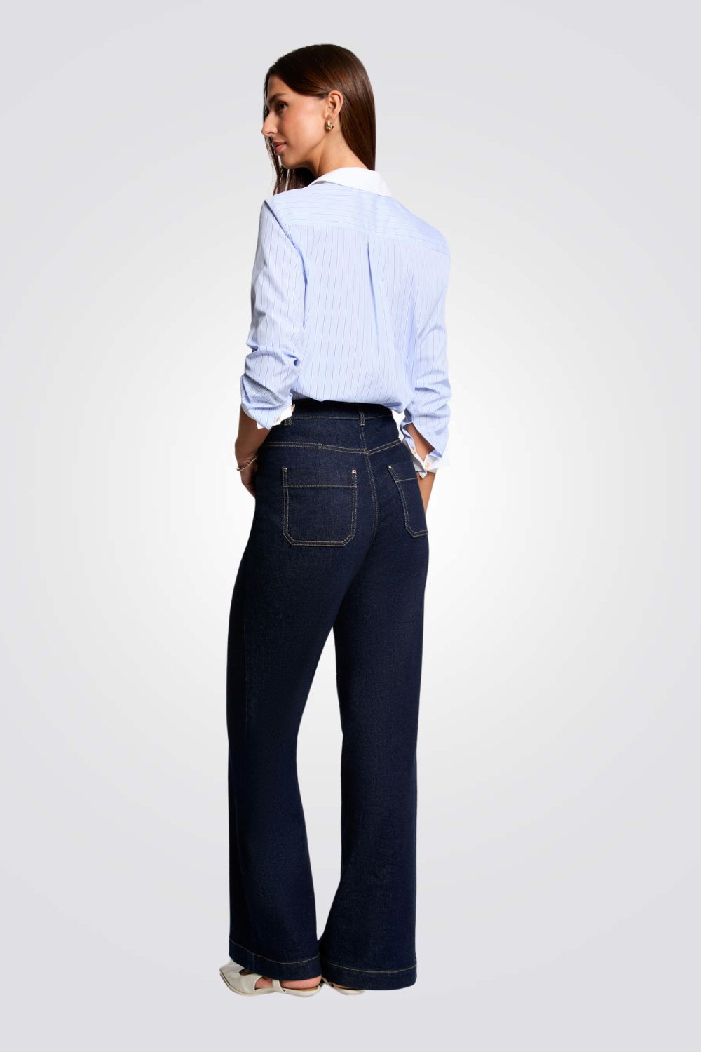 חולצה מכופתרת הדפס פסים בצבע תכלת