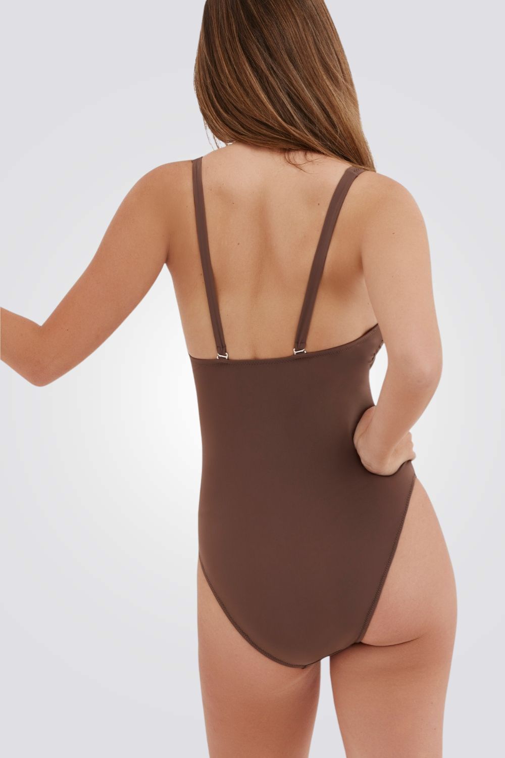 בגד ים שלם לנשים