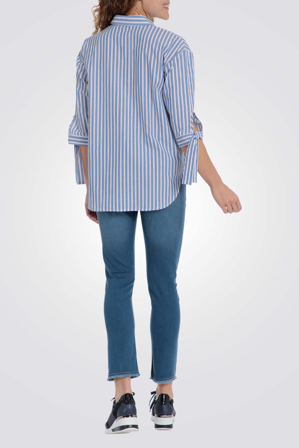 חולצת פסים לנשים