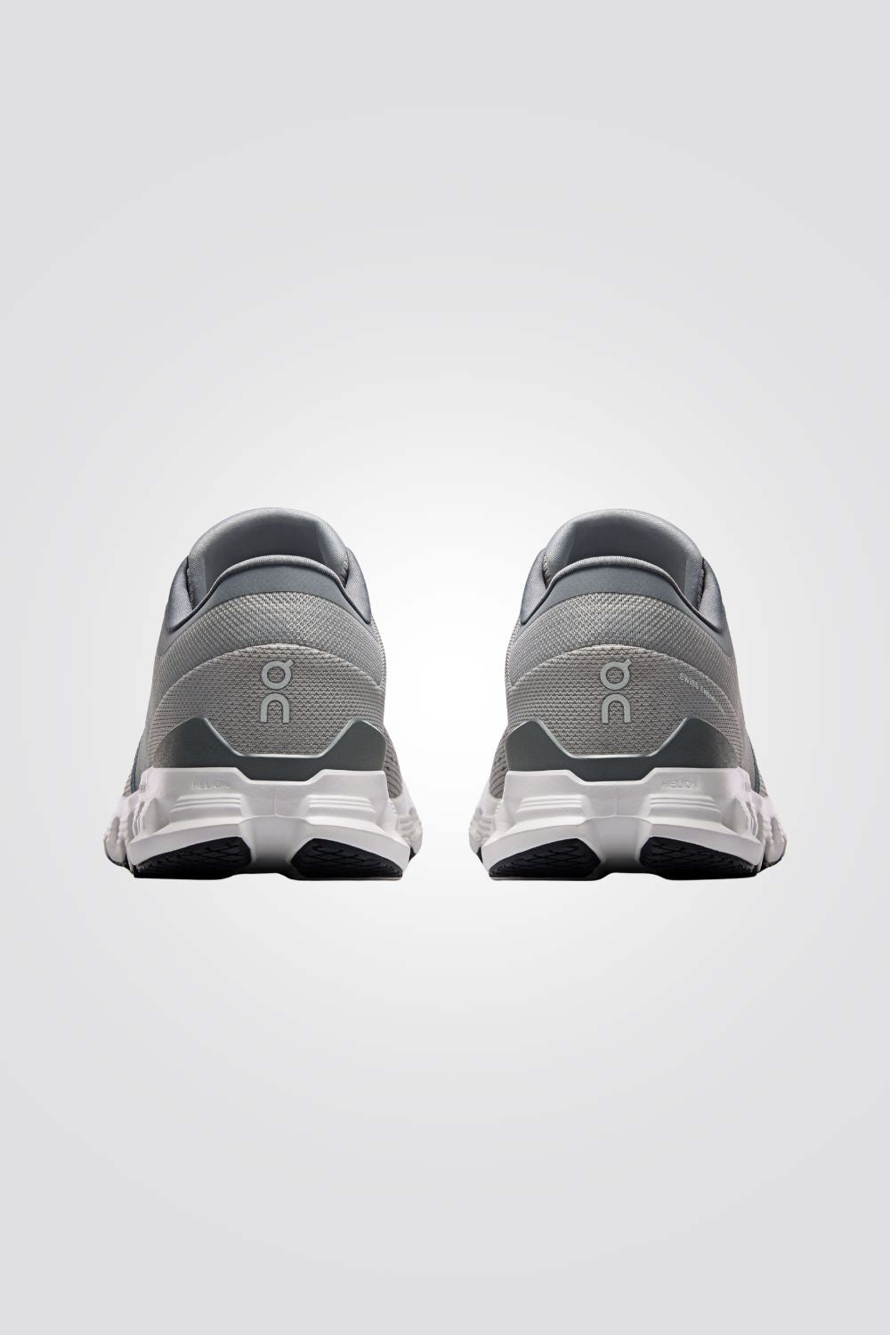 נעלי ספורט Cloud X 4 לגברים | און 