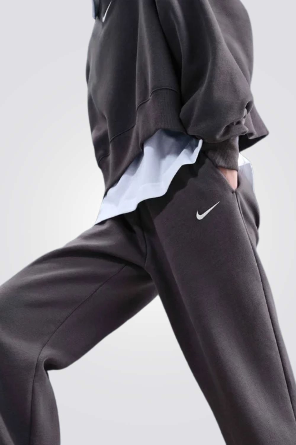 מכנסי טרנינג עם סיומת צמודה | נייקי 