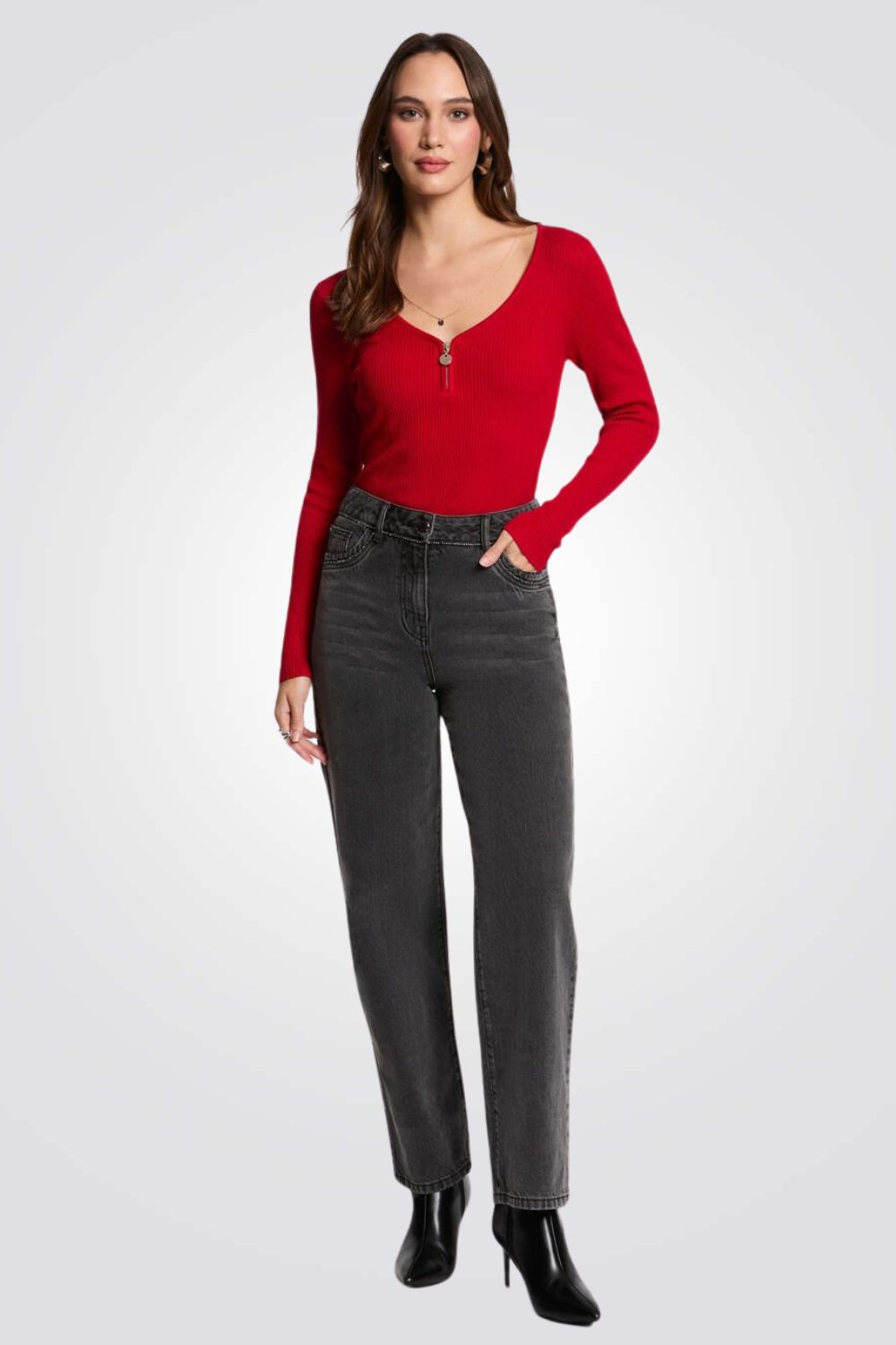 סוודר וי ריבס עם רוכסן מקדימה באדום