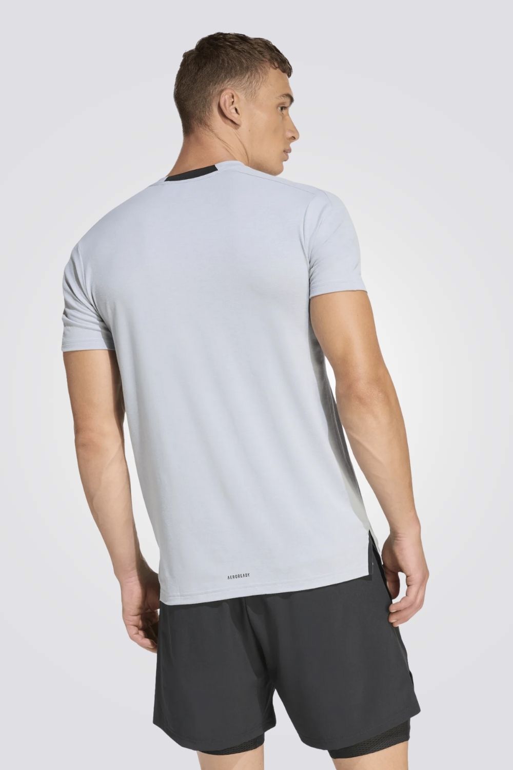 טישירט ספורט D4T Workout לגברים | אדידס