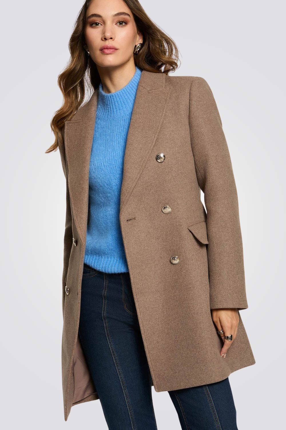 מעיל מחוייט לנשים עם סגירת כפתורים כפולה | מורגן