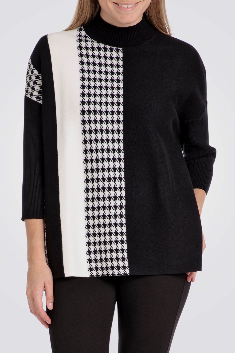 פונצ'ו בצבע שחור/לבן