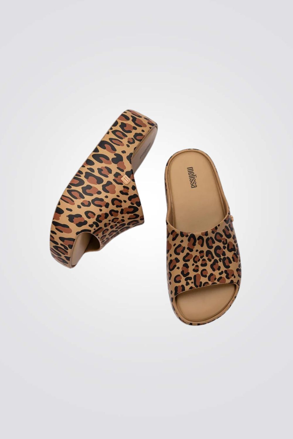 כפכפים הנדפס מנומר פלטפורמה