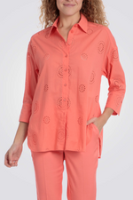 חולצה רקומה ארוכה 