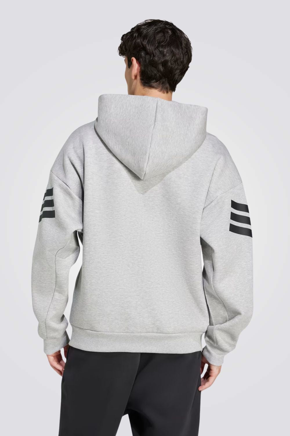 סווטשירט לגברים עם קפוצ'ון בצבע אפור 
