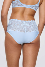 תחתוני מקסי בעיצוב תחרה פרחונית | טריומף