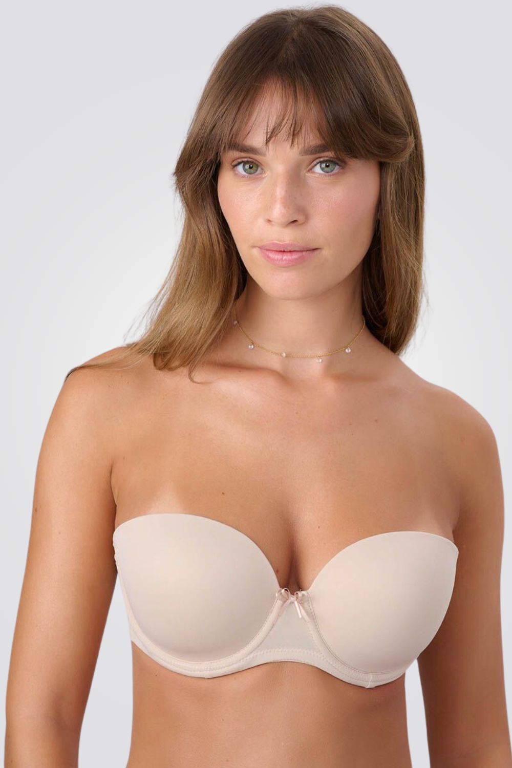 חזיית סטרפלס עם גב שקוף בצבע ניוד