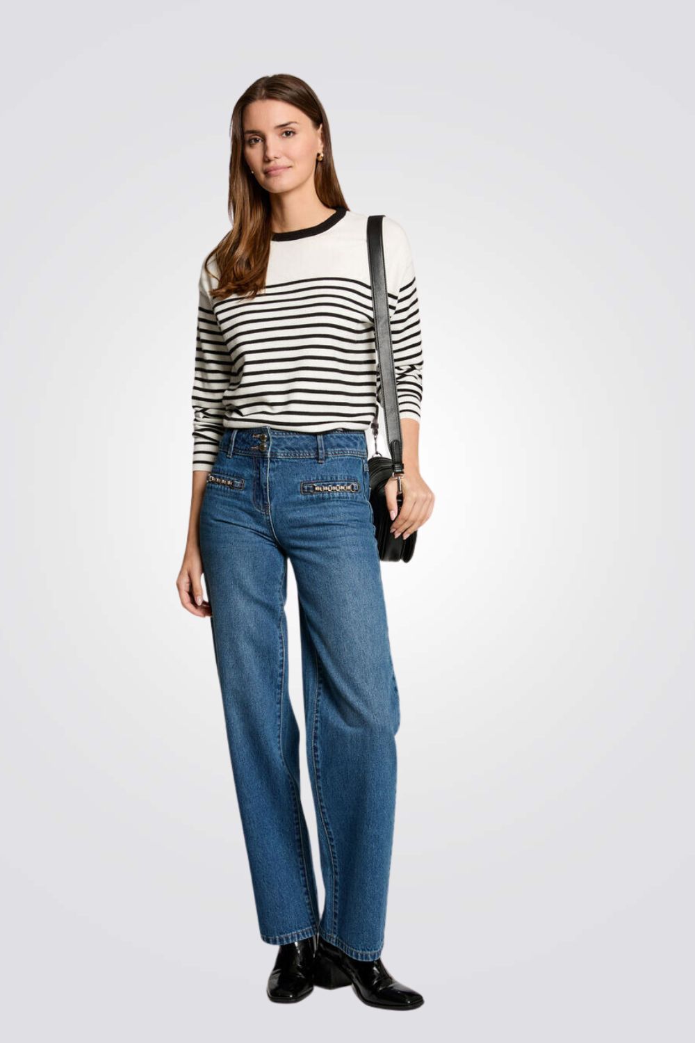 סריג בהדפס פסים לבן/שחור