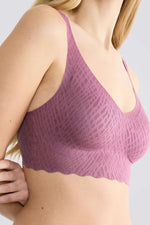 ברלט תחרה ללא תפרים וללא ברזלים| סלוגי 