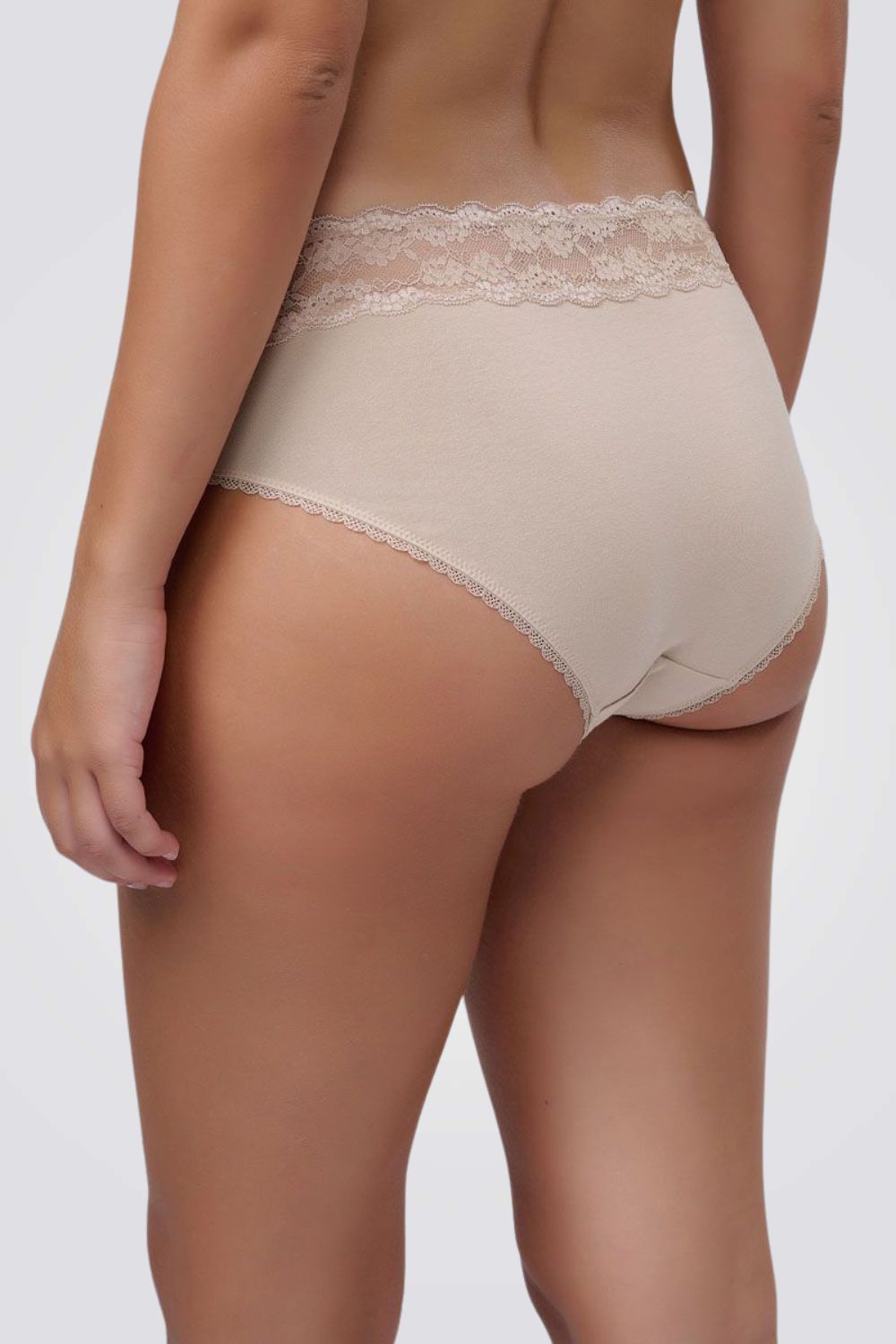 תחתוני מידי עם תחרה | פמינה