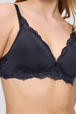 חזייה מרופדת ללא ברזלים לנשים | טריומף