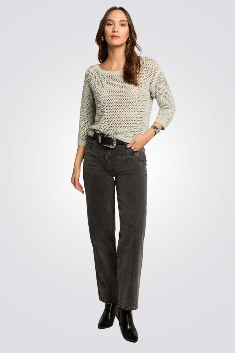 חולצה סריגה פתוחה בצבע ירוק זית