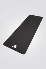 מזרן יוגה בצבע שחור