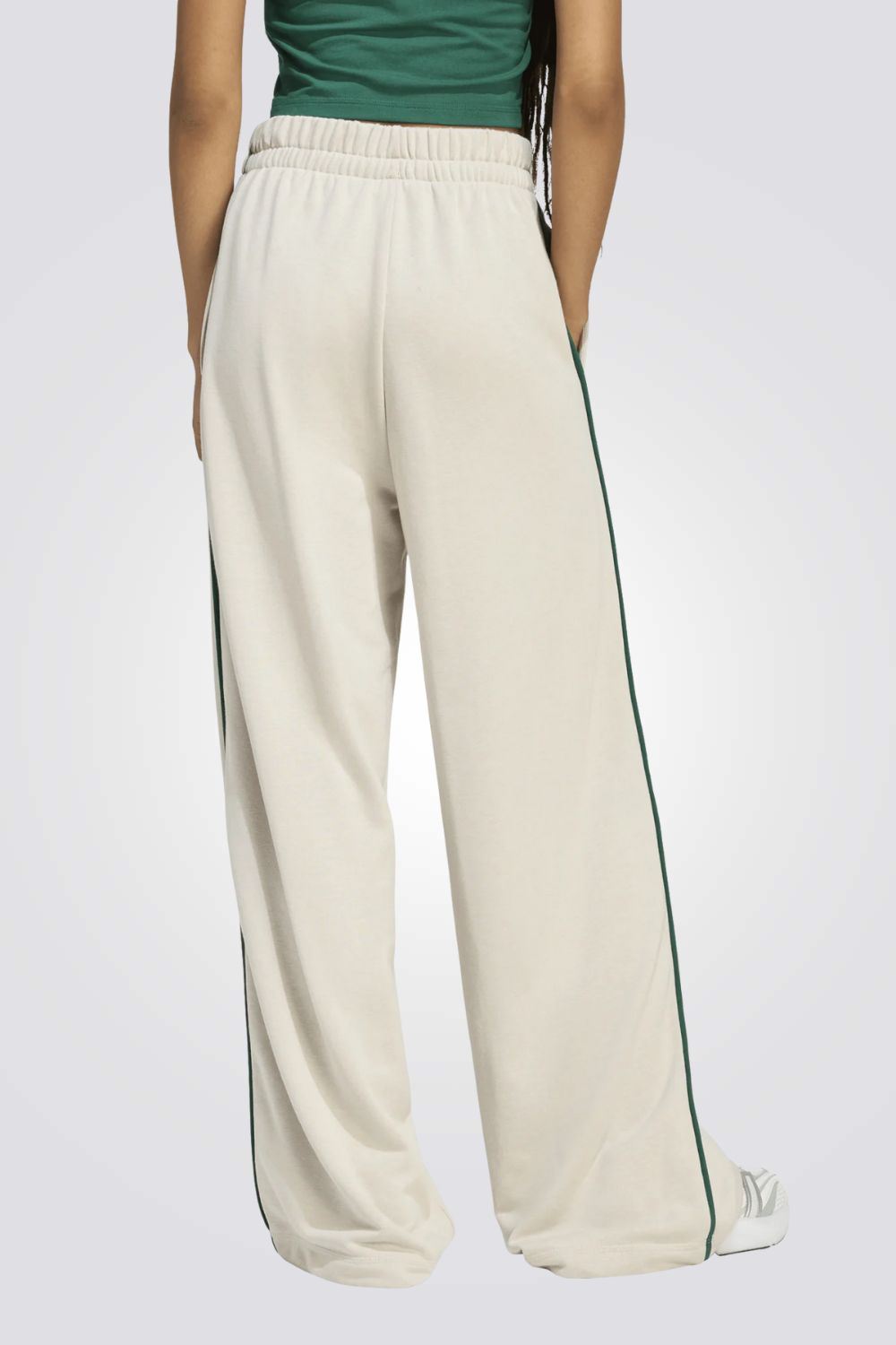 מכנסי טרנינג ארוכים עם גרפיקה רקומה | אדידס