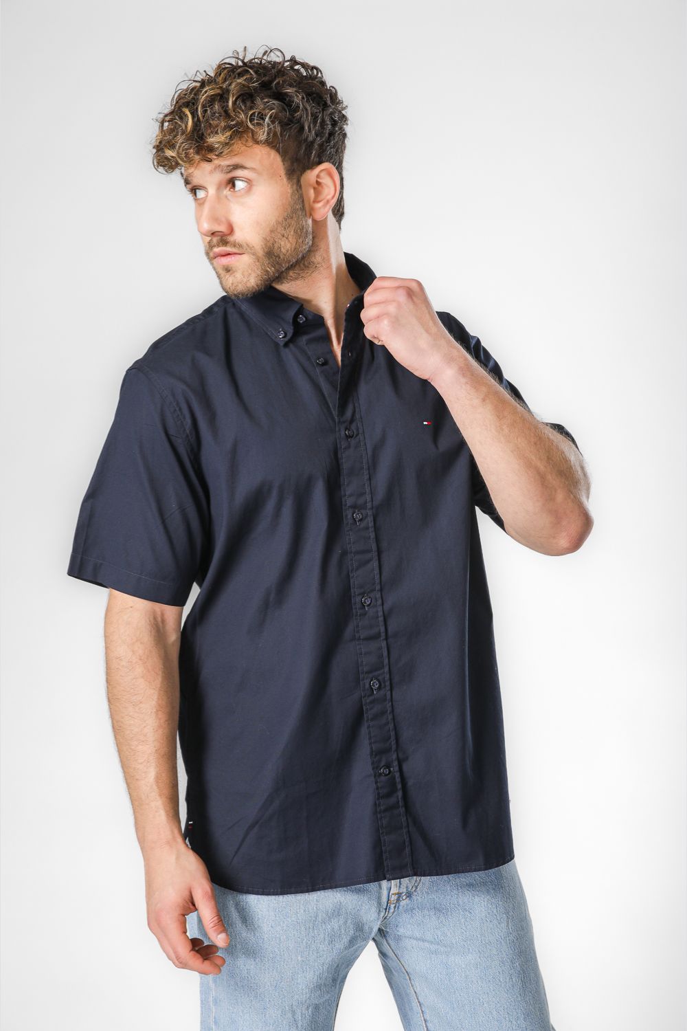 חולצה מכופתרת פופלין FLEX שרוול קצר