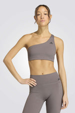 גוזיית ספורט כתף אחת לנשים | אדידס