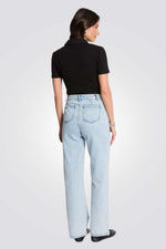 טישירט קצרה לנשים בצבע שחור | מורגן