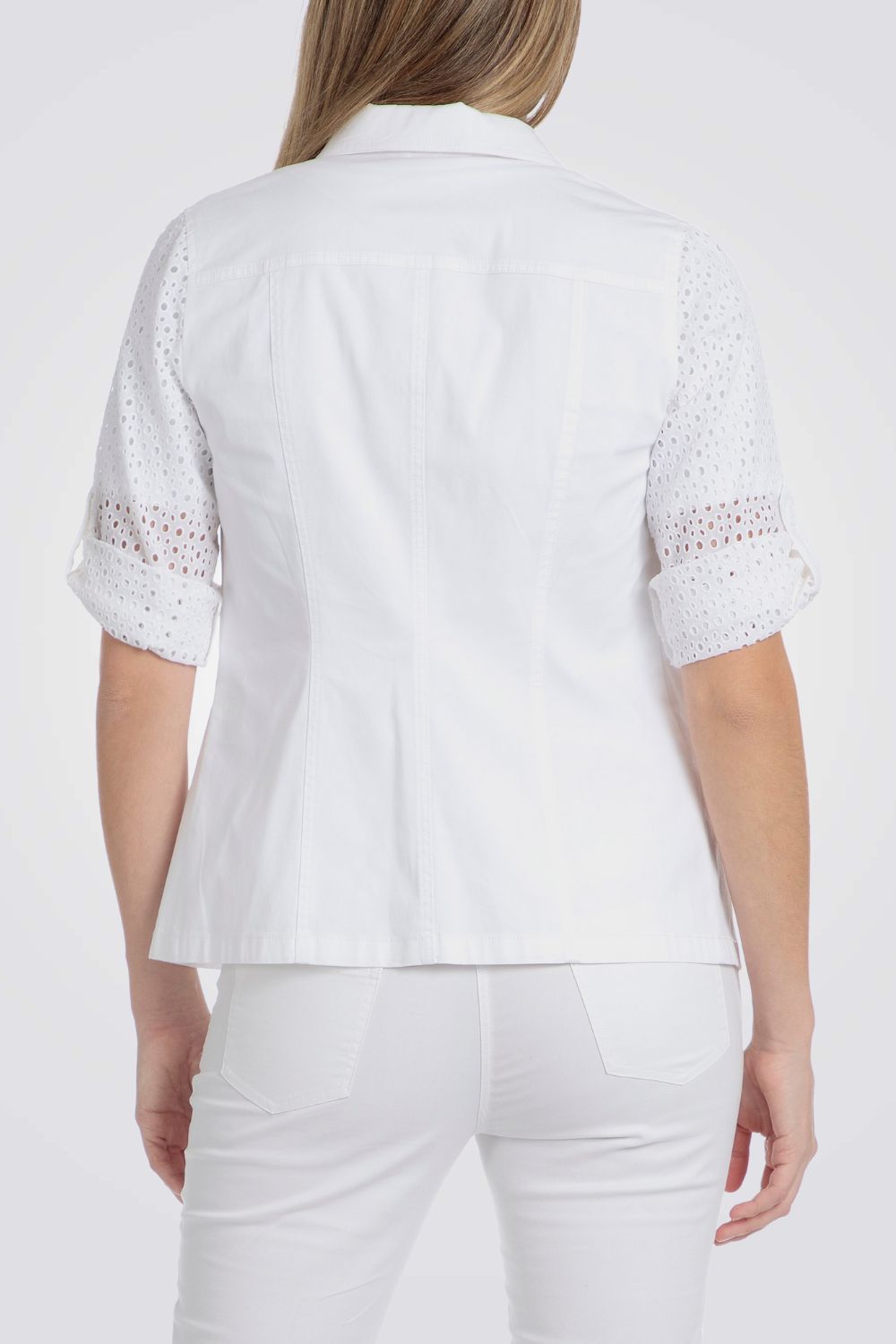 ג'קט שרוולי שלושת רבעי בצבע לבן