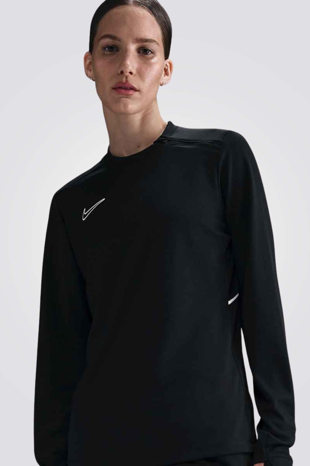 חולצת ספורט ארוכה עם סיומת כפפה לנשים | נייקי