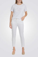 טישירט עיטור רקמה בחזית בצבע לבן