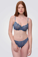 ברלט תחרה עם ברזלים ללא ריפוד | פמינה