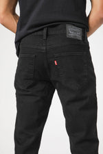 ג'ינס 511 SLIM בצבע שחור