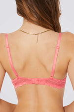 חזייה דקה בעיצוב אלגנטי | איתם