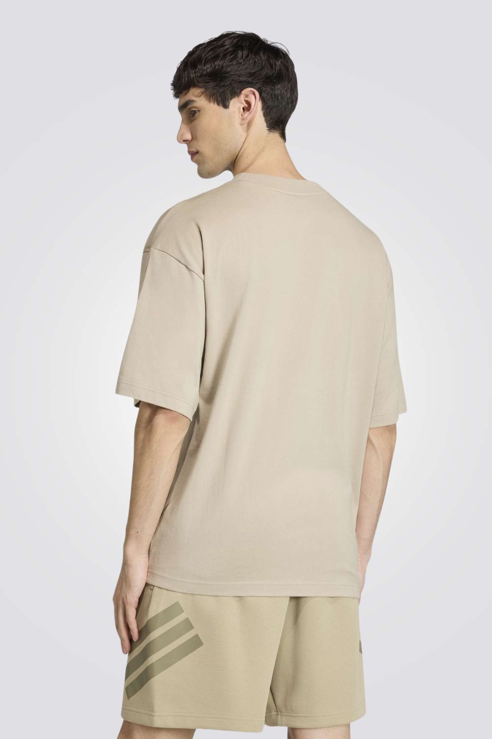 טישירט ממותגת לגברים | אדידס