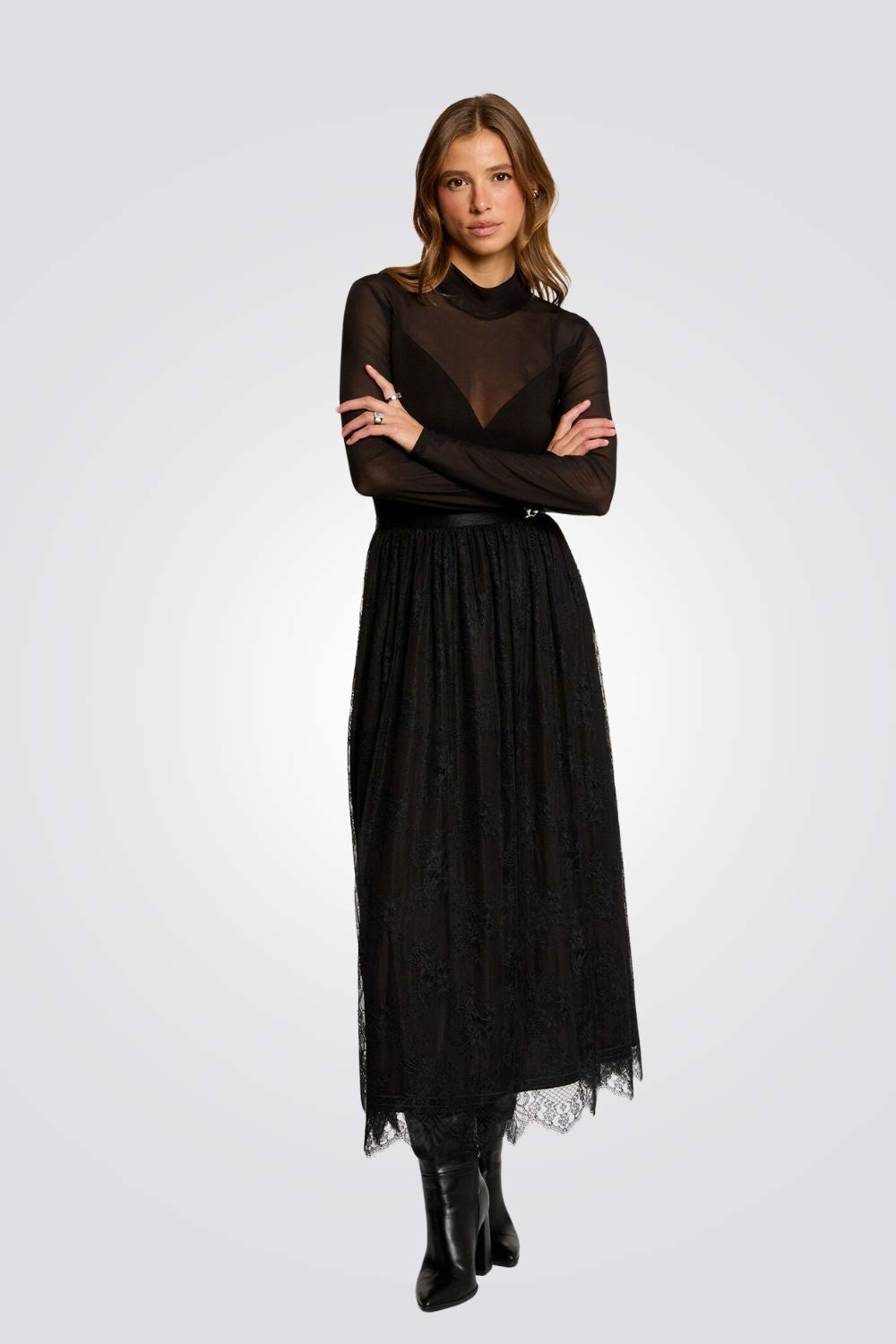 חולצה שקפקפה עם שרוולים ארוכים לנשים | מורגן 