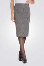 חצאית משבצות באורך ברך