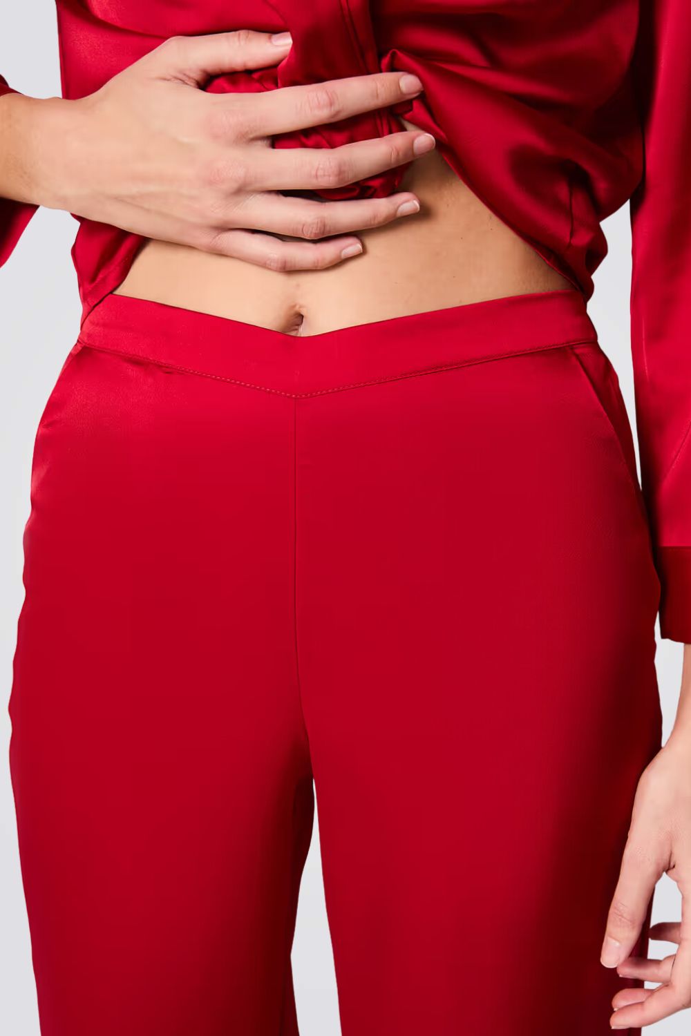 מארז סאטן אדום SIDERA לנשים