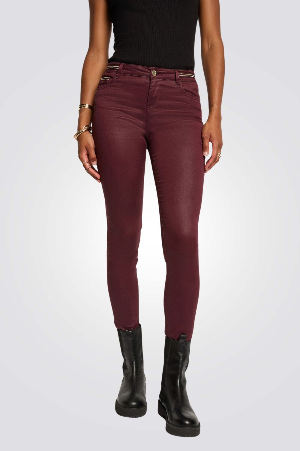 מכנסיים בגזרה צמודה לנשים עם אפקט מאט | מורגן 