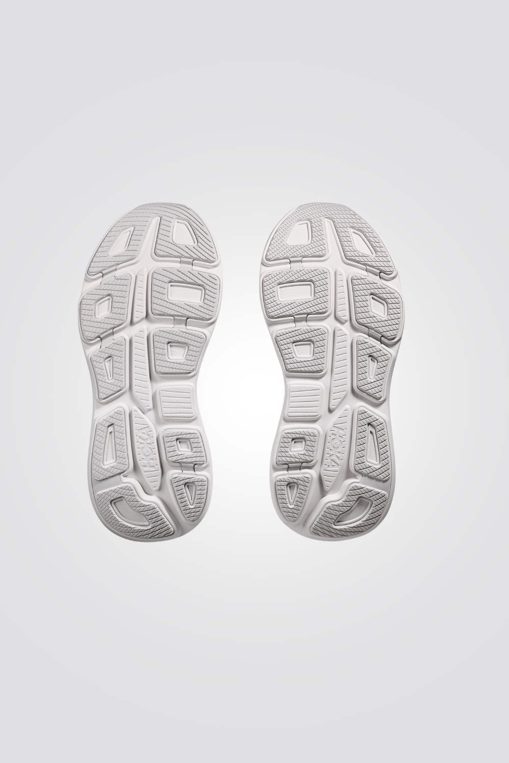 נעלי ספורט BONDI 9 לנשים