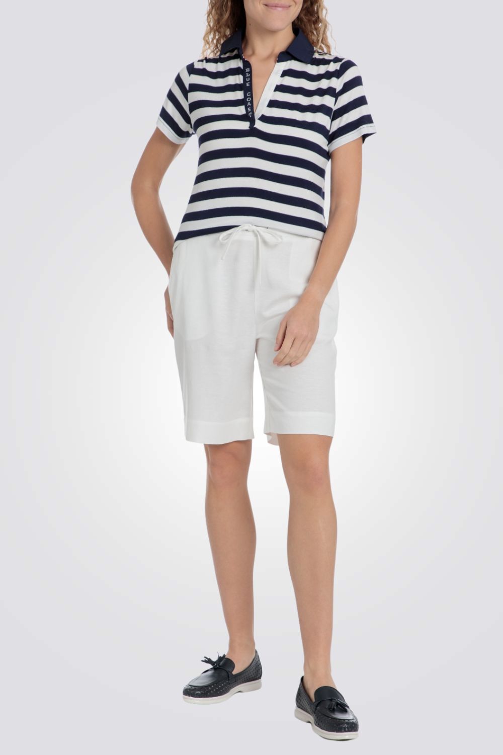 חולצת פולו פסים לנשים בצבע נייבי 