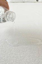 מגן מזרון במבוק מיטה זוגית 180/200 ס"מ | ריפליי 