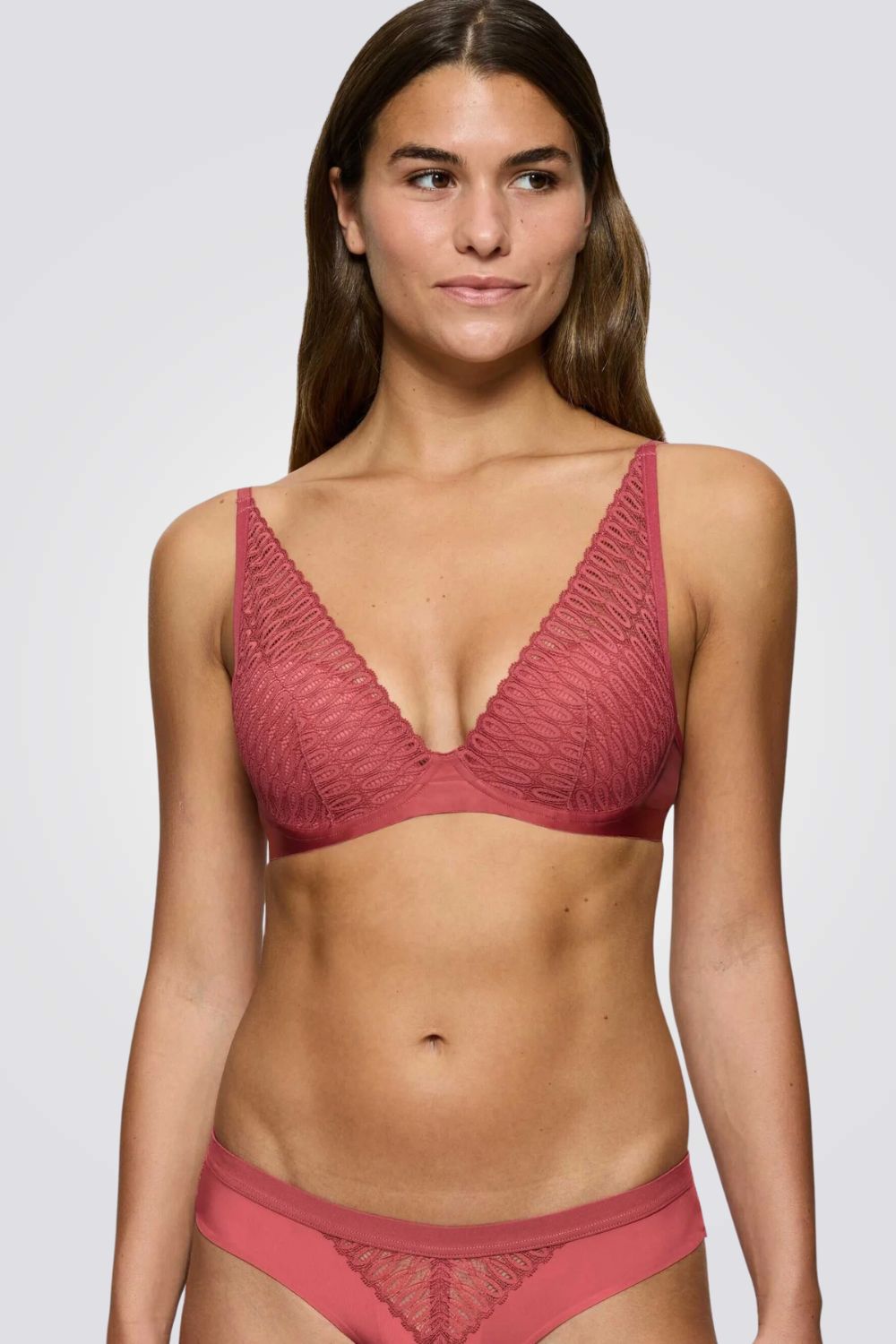 חזייה מרופדת Aura Spotlight T WP לנשים