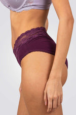 תחתוני מידי עם תחרה | פמינה